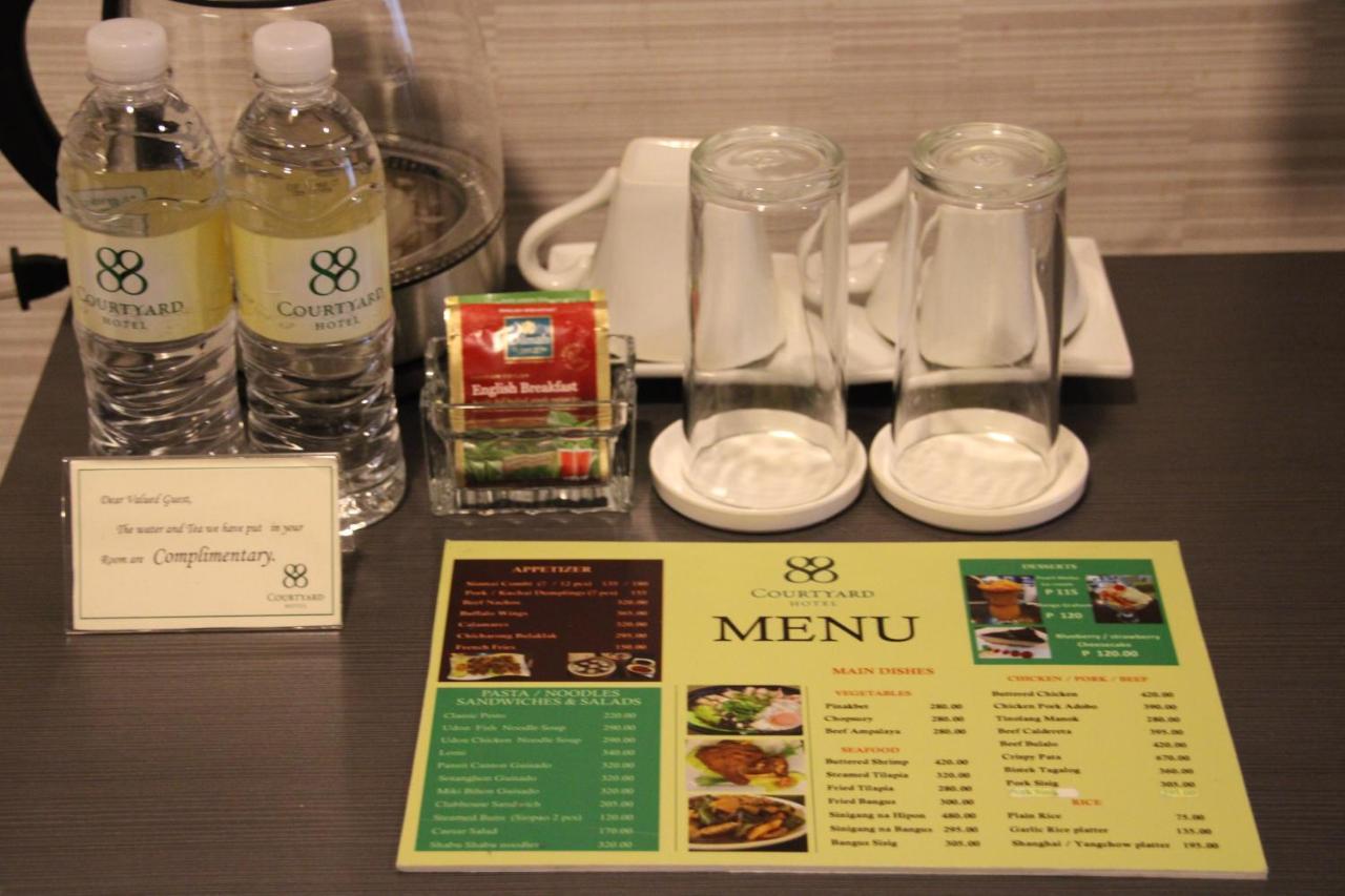 88 Courtyard Hotel Pasay Ngoại thất bức ảnh