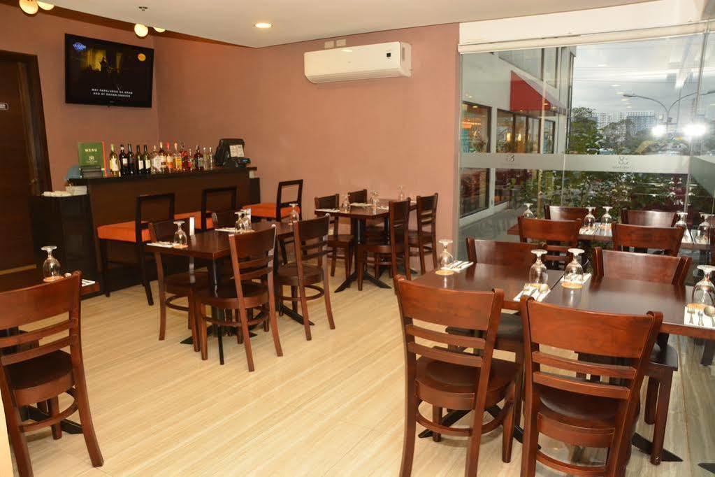88 Courtyard Hotel Pasay Ngoại thất bức ảnh